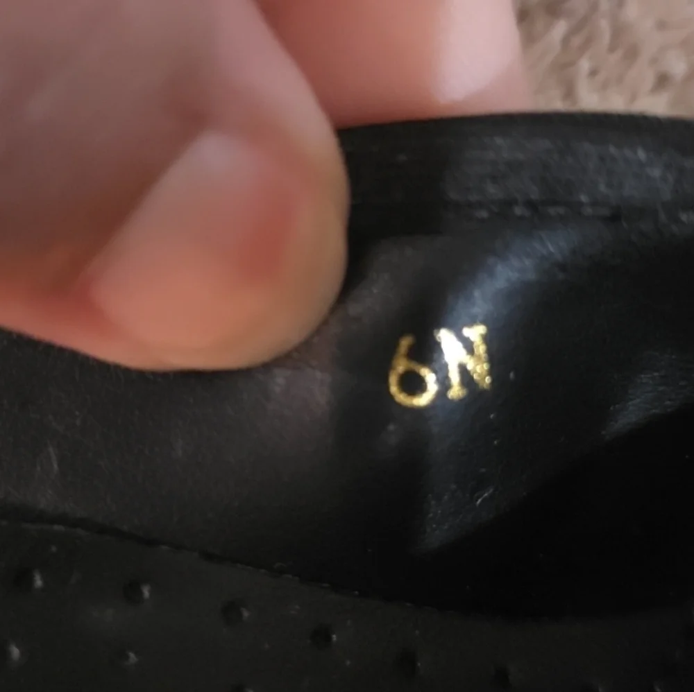 Vaneli Susan Studded Suede ballet flats Shoes Size 6N Black Padded Comfort Spark